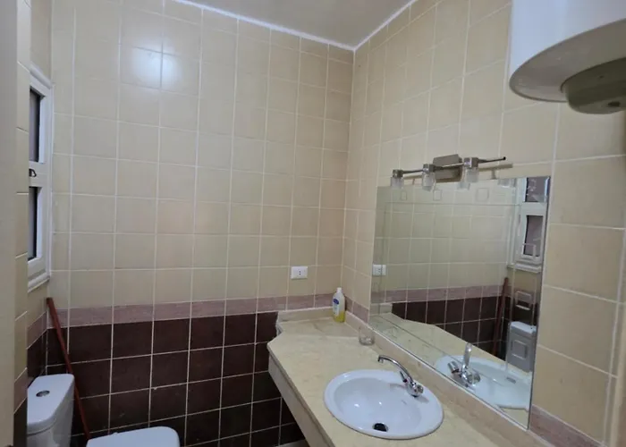 Nyaraló Cozy In Marina Wadi Degla Ajn-Szuhna